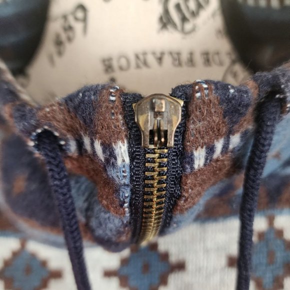 Variations Fleece Cardigan Women's Aztec Print Size M Acrylic - Picture 6 of 8